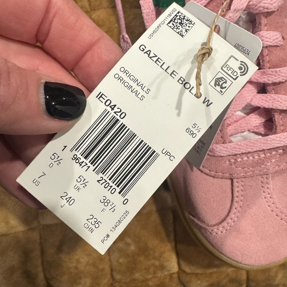 Adidas GAZELLE BOLD Suede Sneakers in Pink and Green- cute comfy classics🩷💚 - Picture 13 of 16